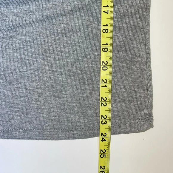 Maurices 24/7 Gray Short Sleeve Crewneck Rib Tuck In Tee Medium Women’s - Picture 7 of 10